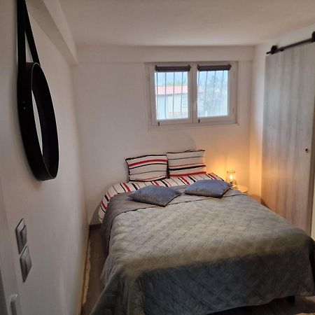 Spacieux Studio Dans Le Beaujolais Saint-Georges-de-Reneins المظهر الخارجي الصورة