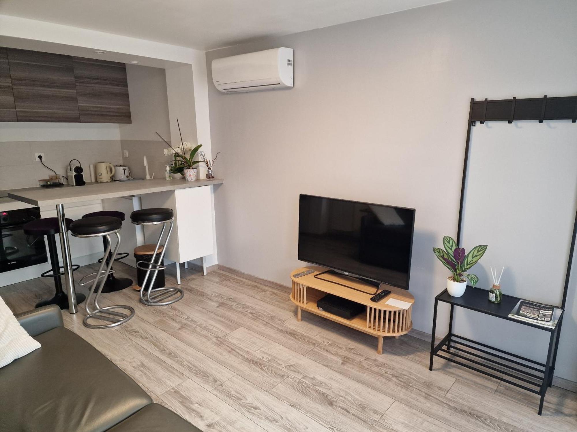 Spacieux Studio Dans Le Beaujolais Saint-Georges-de-Reneins المظهر الخارجي الصورة